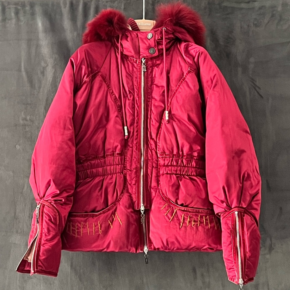 Galliano designer pink puffy coat. Exquisite details! Versatile. Lovely! Size M